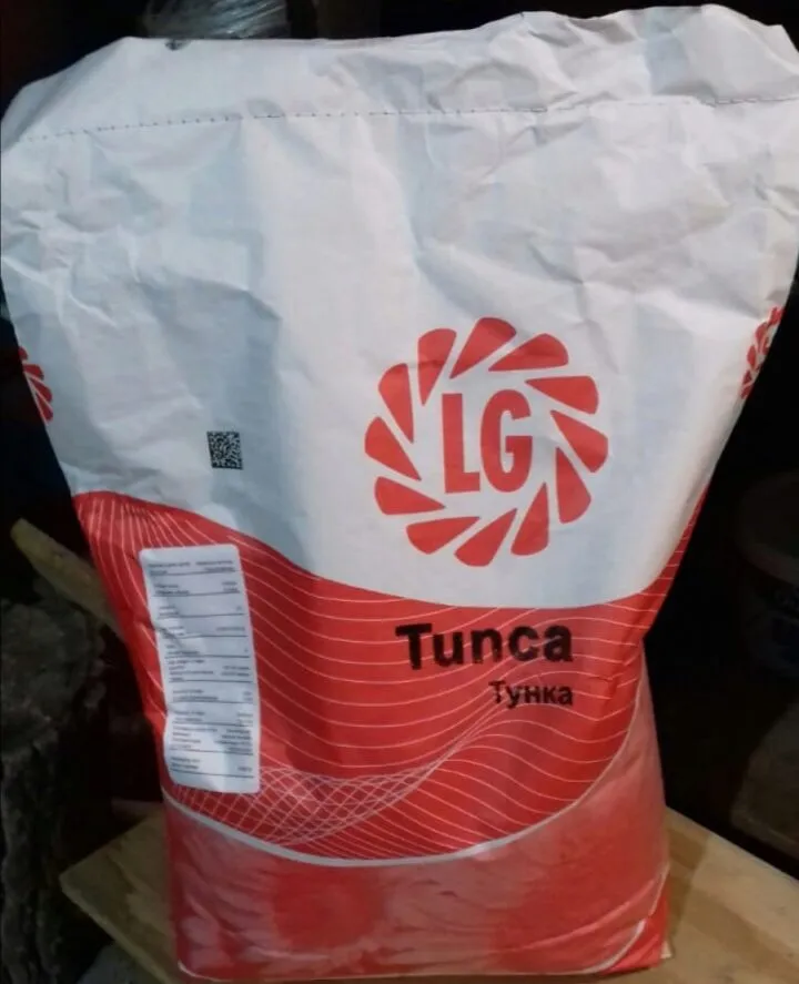 фотография продукта Семена подсолнечника TUNKA